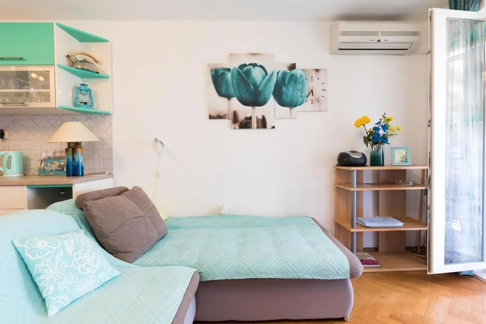 Apartments Baradic Petrčane 0*,